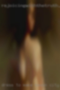 Dress to make yourself Mason City, Iowa feel beautiful. Dress to make yourself Mason City, Iowa feel beautiful.