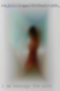 I am extremely to massage the wife discreet and laid back.